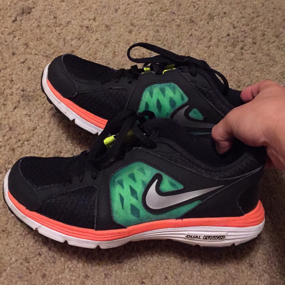 Nike Dual Fusion
